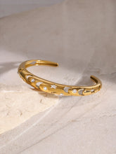 Stainless Steel Inlaid Rhinestone Cutout Bracelet OutfitFlow